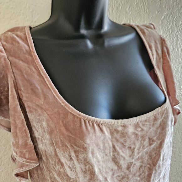 Reformation Rosé May Velvet Blouse - Picture 4 of 8